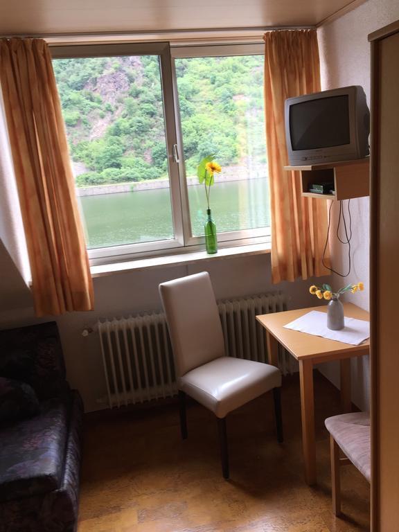 Pension Cafe-Braun Лёф Экстерьер фото